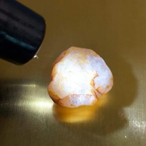 Đá Thiên Thần Rồng Trắng