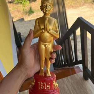 Tượng Aikhai-Wat Chedi-B.E.2559