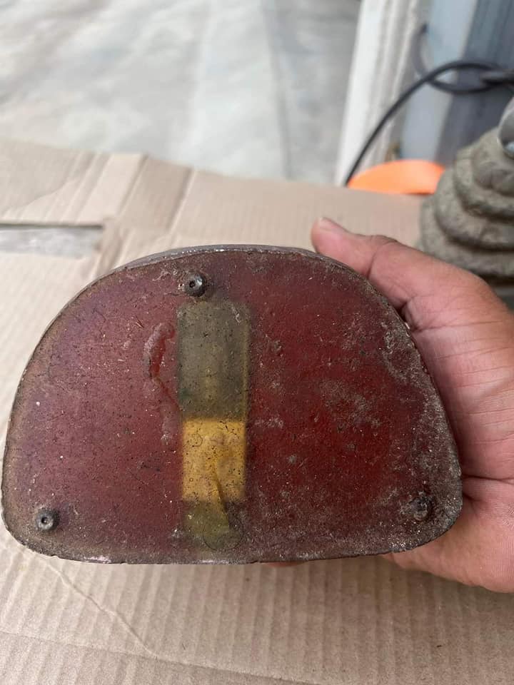 Tượng Phật Bịt Mắt