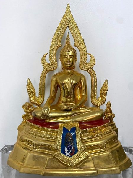 Tượng Phật Chiến Thắng