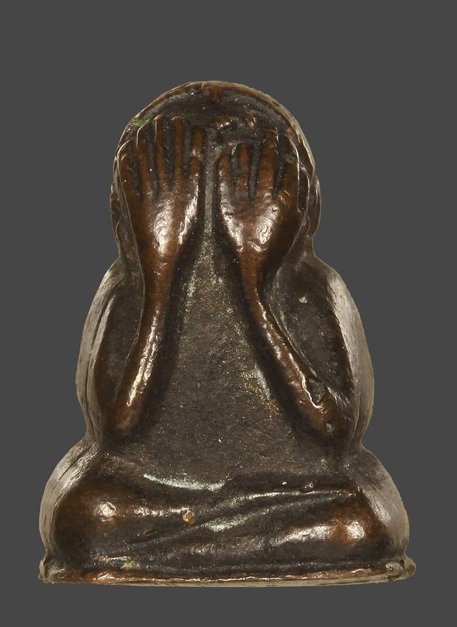 Phra Pidta Khao Tok Taek
