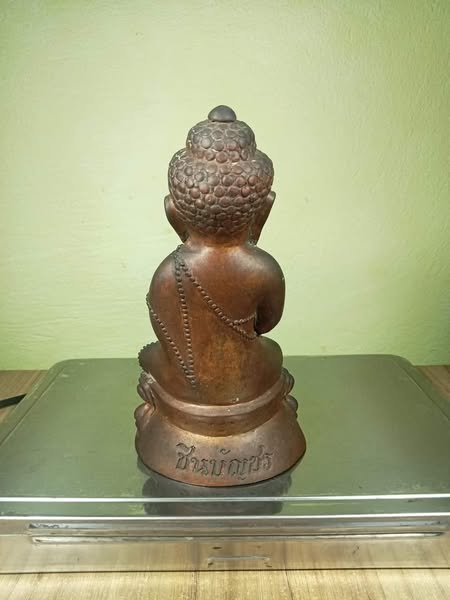 Tượng Phật Phra Kring lp Sakorn